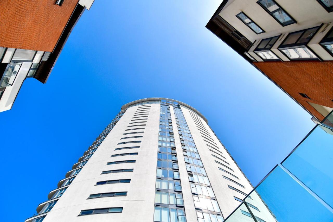 Meridian Quay Apartments, By Jsw Short Stay Swansea Exterior foto